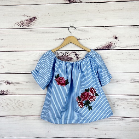 NWT Style Envy Blue Striped Off the Shoulder Appliqué Top Sz M - Picture 2 of 6